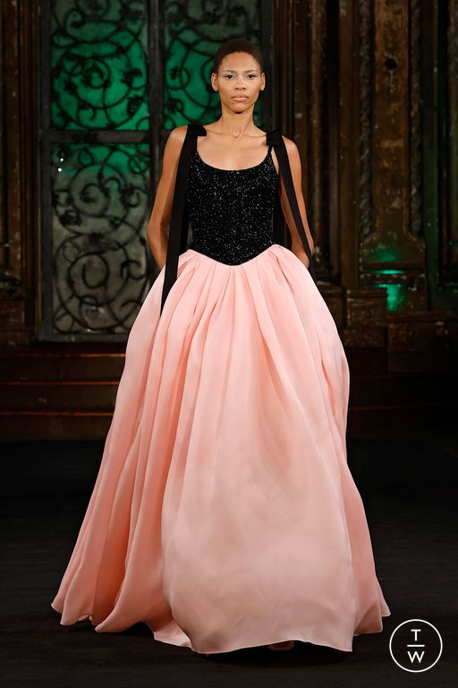 SS25 Naeem Khan Look 32