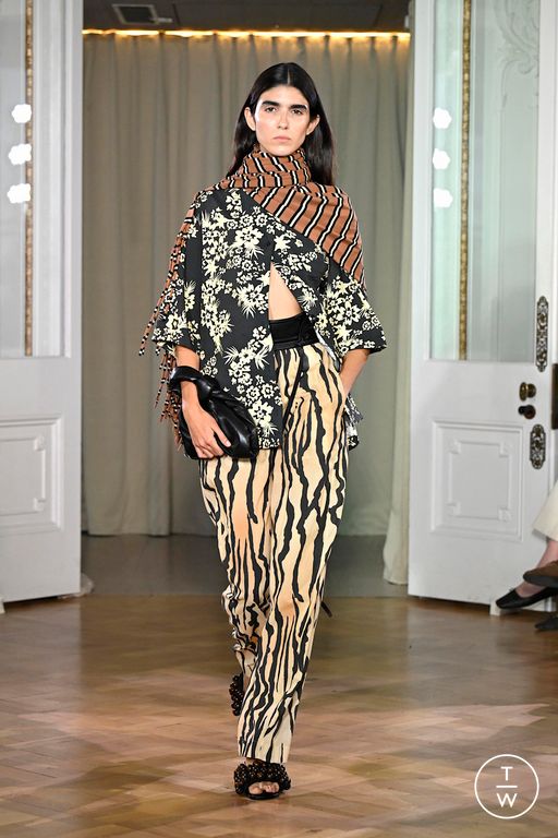 SS26 Nanushka Look 9