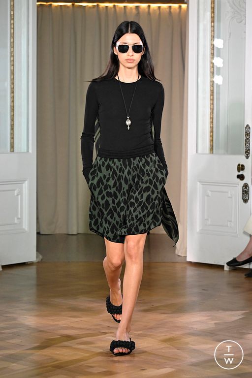 SS26 Nanushka Look 20