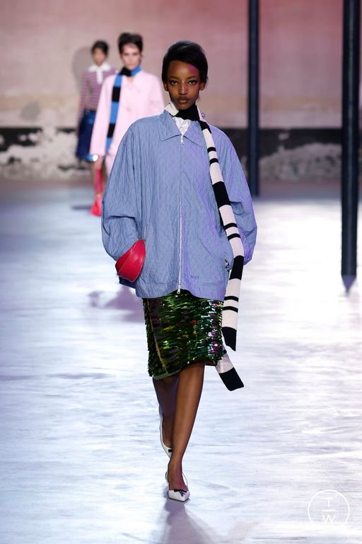 Spring-Summer 2025 N°21 Look 21