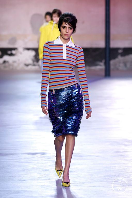 Spring-Summer 2025 N°21 Look 23