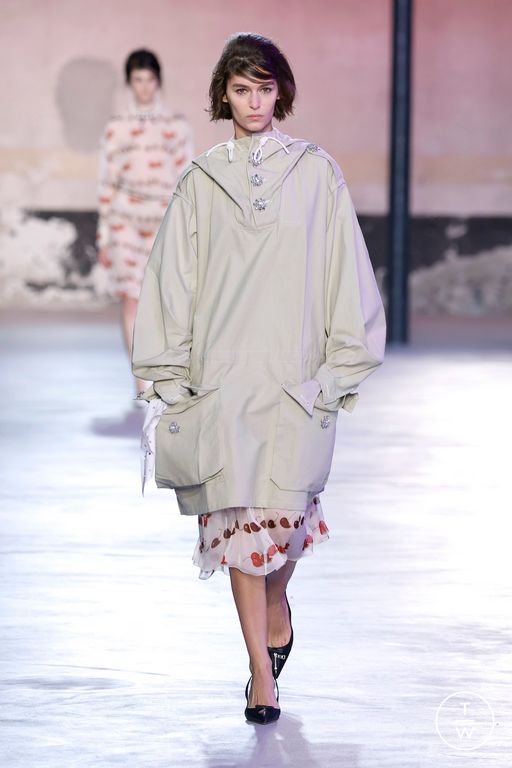 Spring-Summer 2025 N°21 Look 41