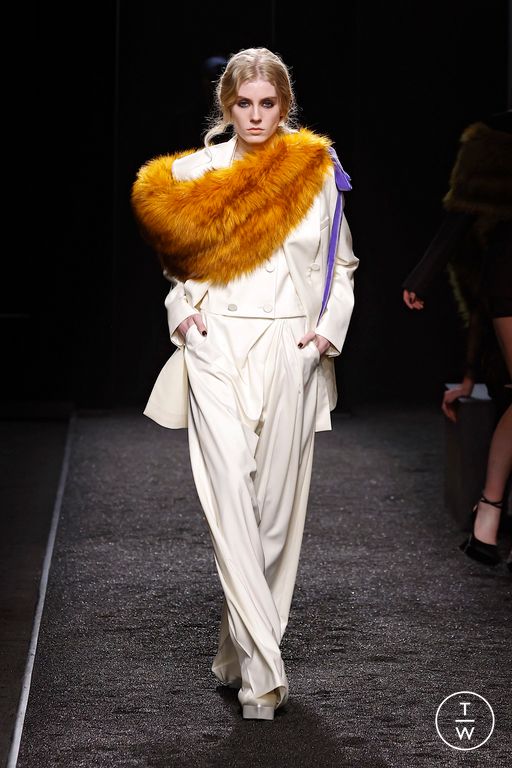 FW25 Nina Ricci Look 15