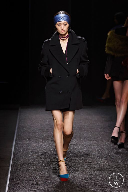 FW25 Nina Ricci Look 16