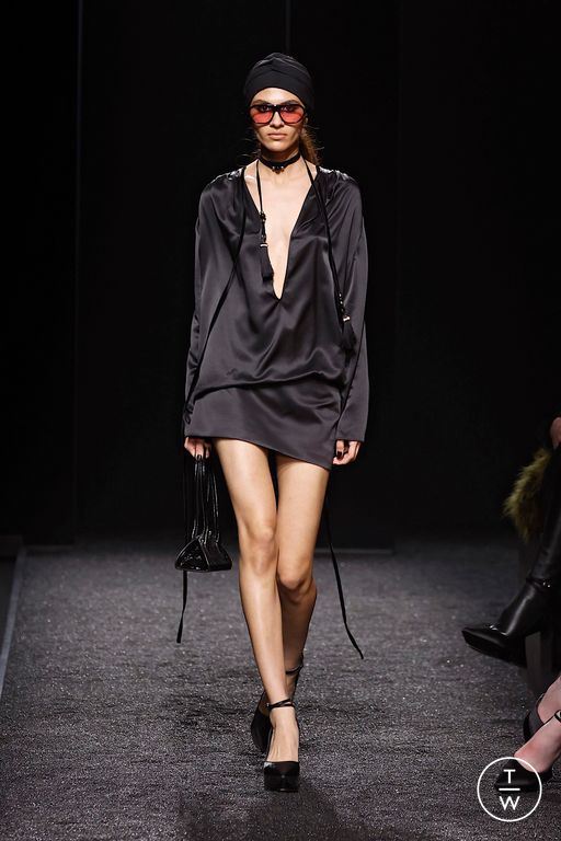 FW25 Nina Ricci Look 21