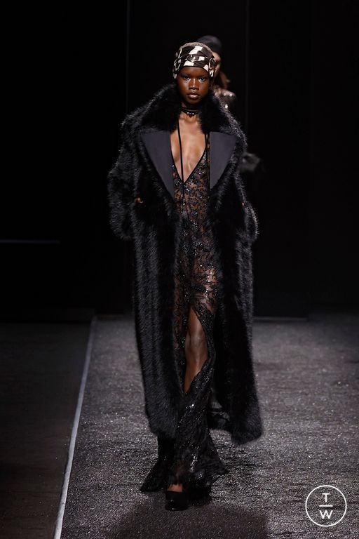FW25 Nina Ricci Look 26
