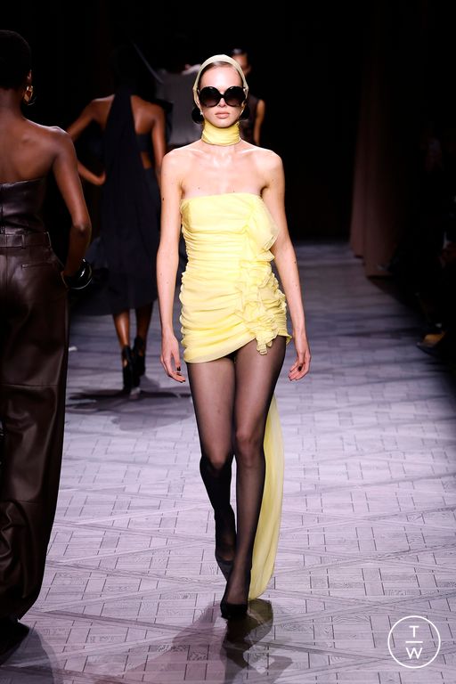 Spring-Summer 2025 Nina Ricci Look 24