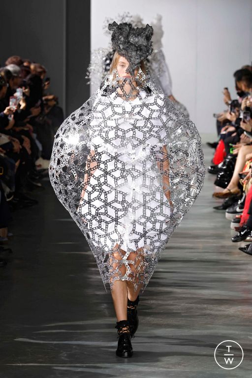 SS26 Noir Kei Ninomiya Look 30