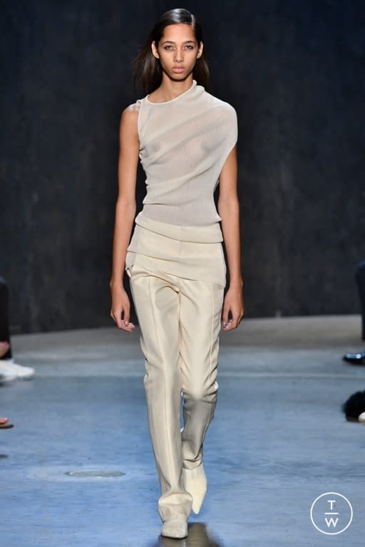 S/S 17 Narciso Rodriguez Look 1