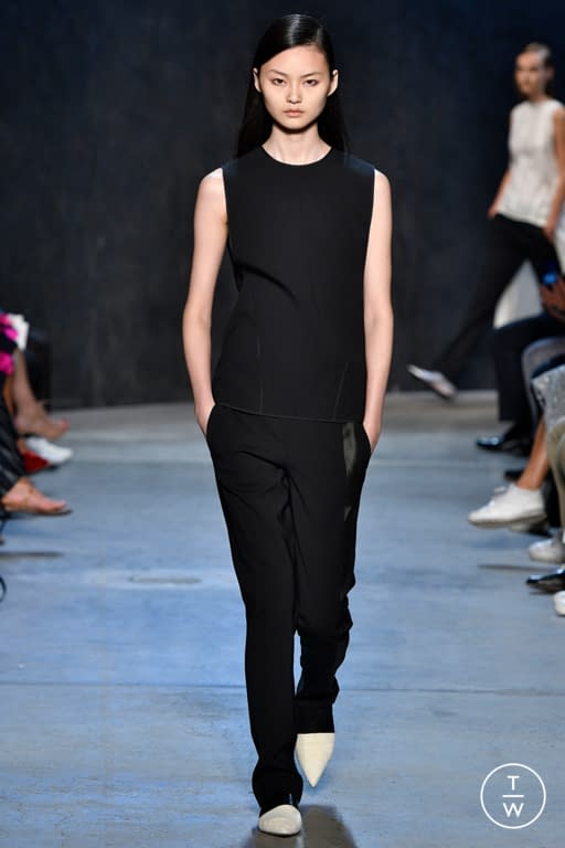 S/S 17 Narciso Rodriguez Look 24