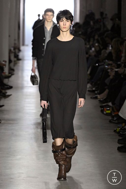 FW25 Onitsuka Tiger Look 13