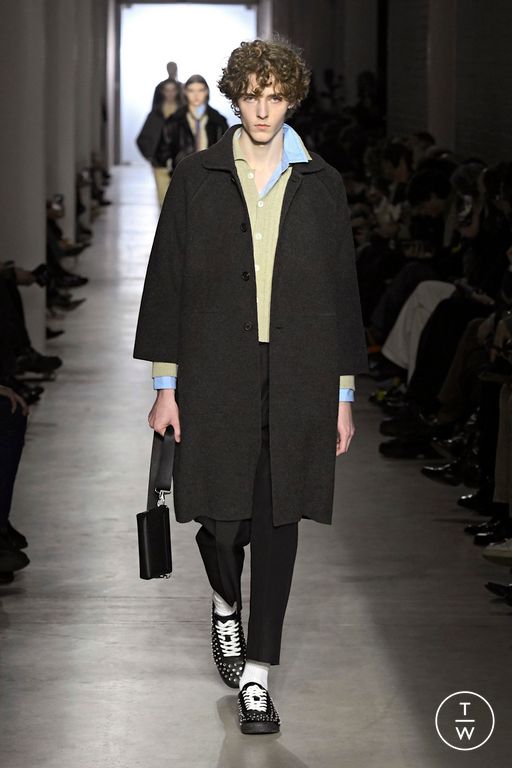 FW25 Onitsuka Tiger Look 15