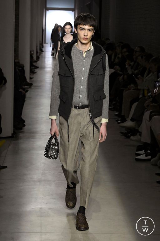 FW25 Onitsuka Tiger Look 18