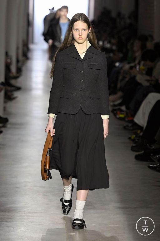 FW25 Onitsuka Tiger Look 27