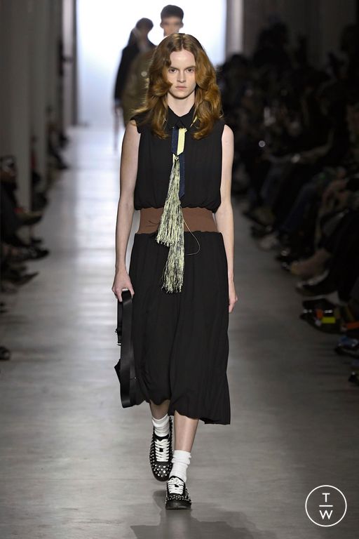 FW25 Onitsuka Tiger Look 43