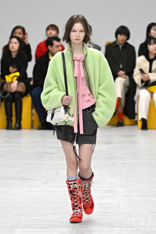 FW26 Onitsuka Tiger Look 33