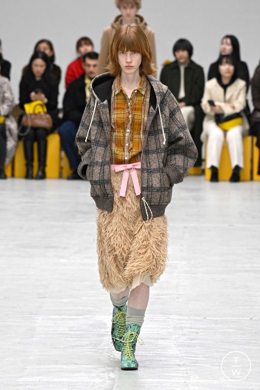 FW26 Onitsuka Tiger Look 36