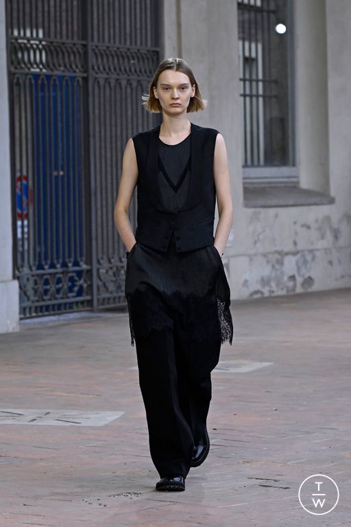 SS25 Onitsuka Tiger Look 2