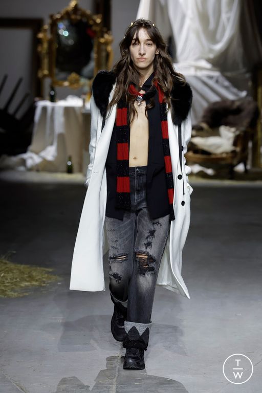 FW26 Oscar Ouyang Look 2