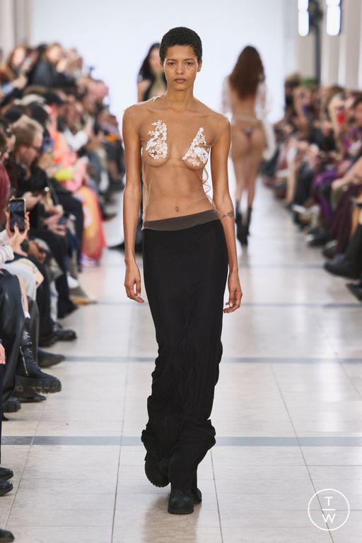 SS26 Ottolinger Look 30