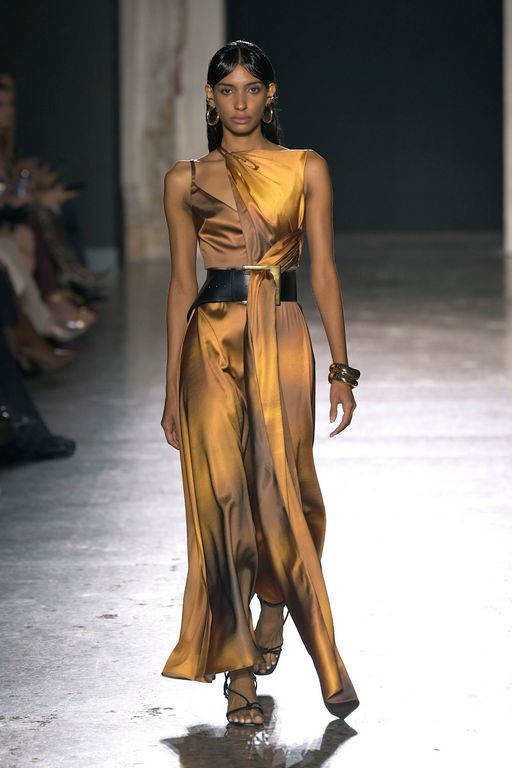 SS25 Phan Dang Hoang Look 8