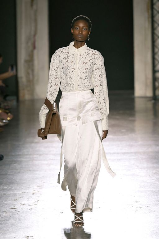 SS25 Phan Dang Hoang Look 26