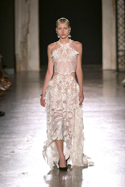 Spring-Summer 2025 Phan Dang Hoang Look 29