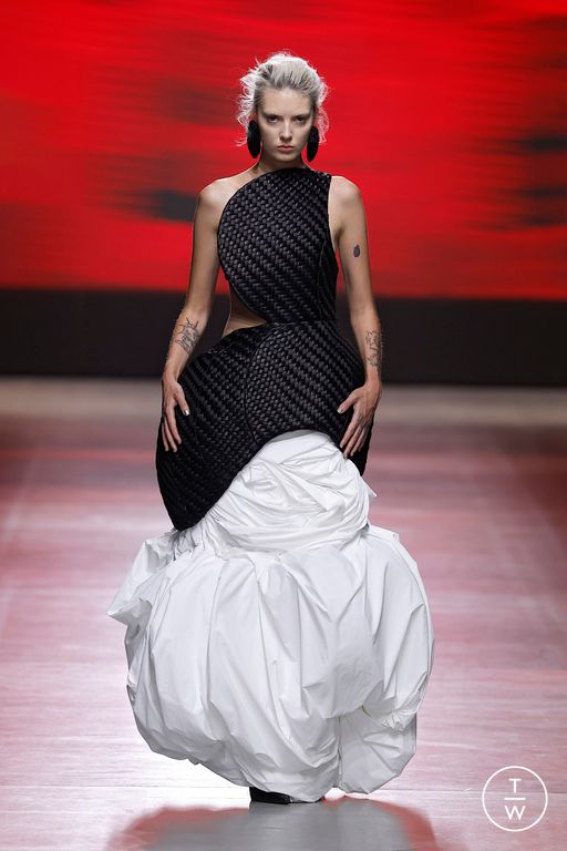 SS26 Phan Dang Hoang Look 1