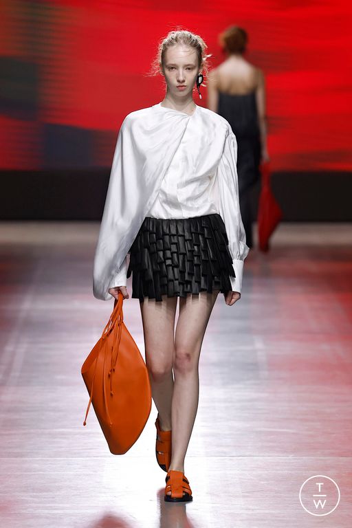 SS26 Phan Dang Hoang Look 10