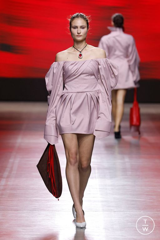 SS26 Phan Dang Hoang Look 17