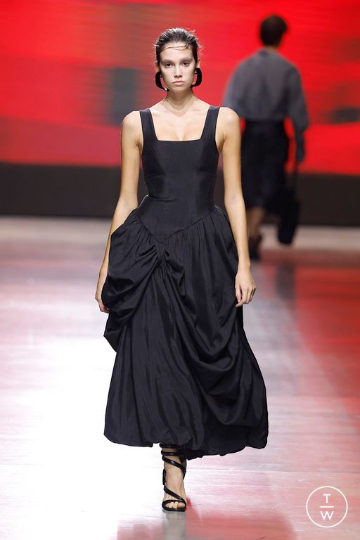 SS26 Phan Dang Hoang Look 34