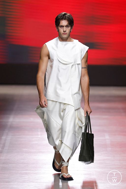 SS26 Phan Dang Hoang Look 36