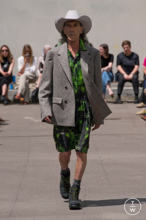 SS20 PHIPPS Look 19