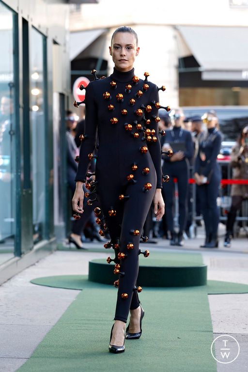 SS26 Pierre Cardin Look 32