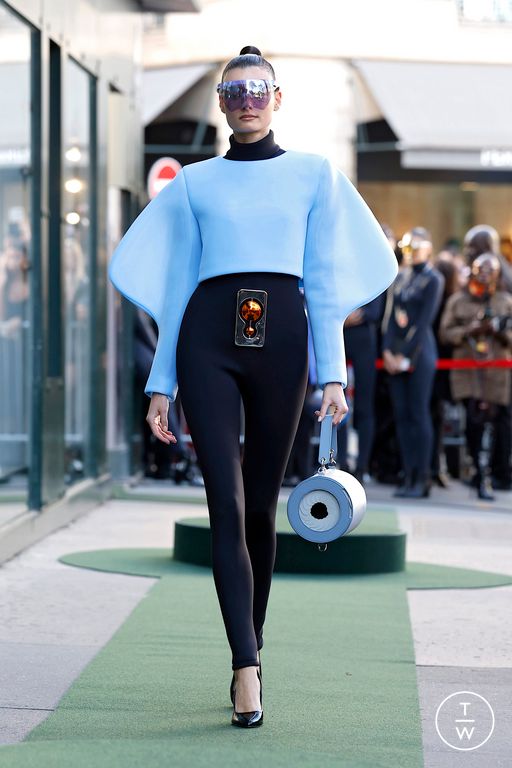 SS26 Pierre Cardin Look 35