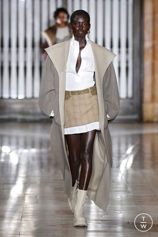 FW25 Prabal Gurung Look 1