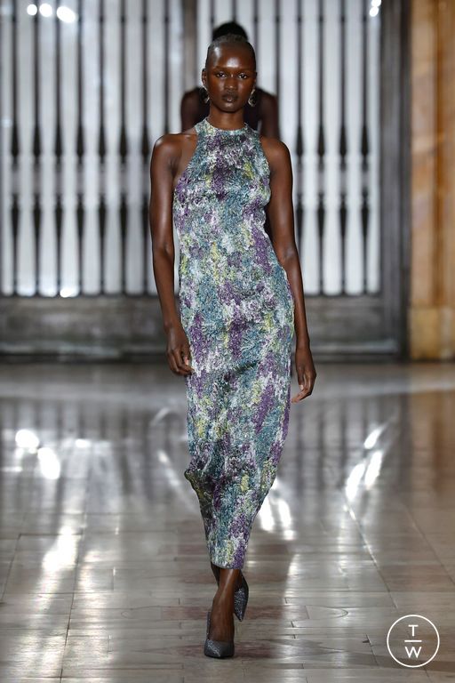 FW25 Prabal Gurung Look 24