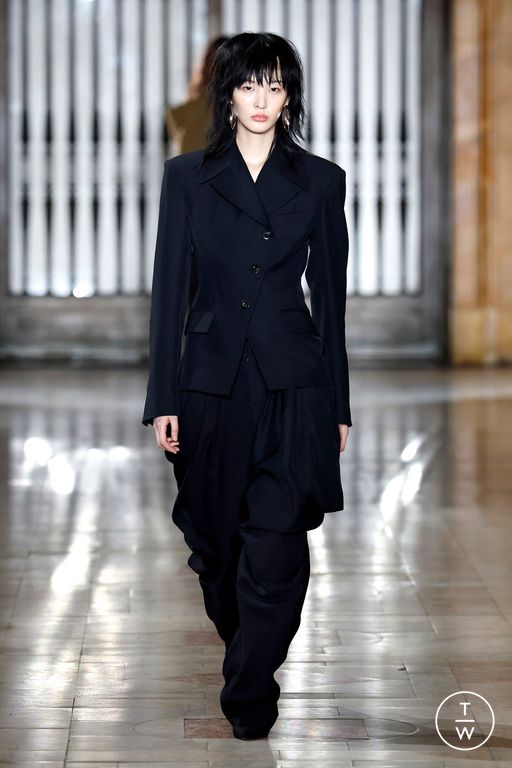 FW25 Prabal Gurung Look 27