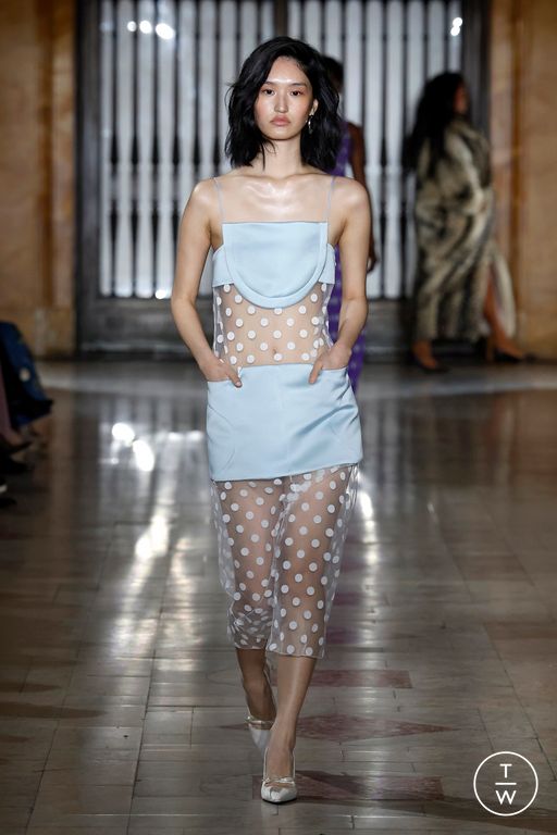 FW25 Prabal Gurung Look 34