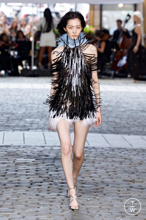 Spring/Summer 2025 Prabal Gurung Look 30