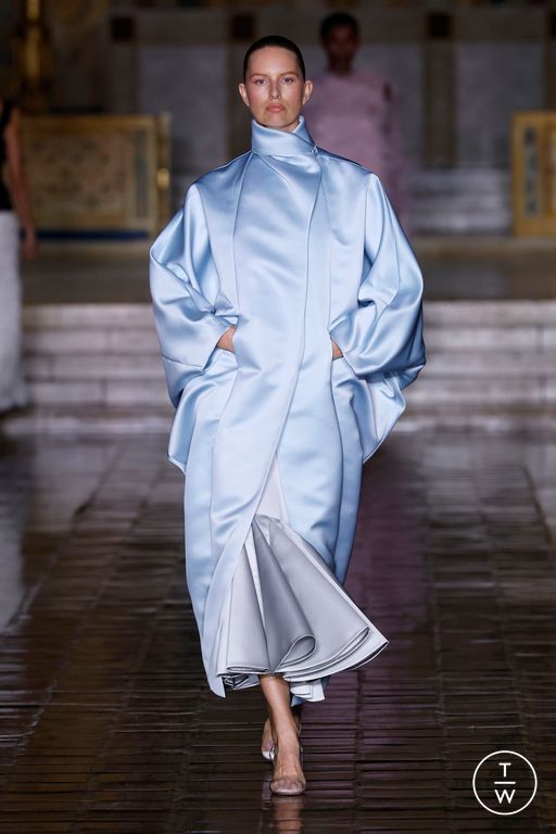 SS26 Prabal Gurung Look 35