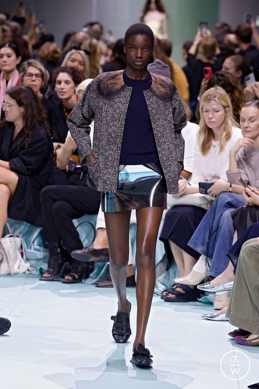 Spring-Summer 2025 Prada Look 3