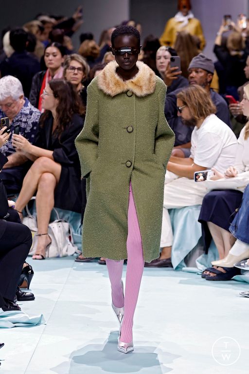 Spring-Summer 2025 Prada Look 18