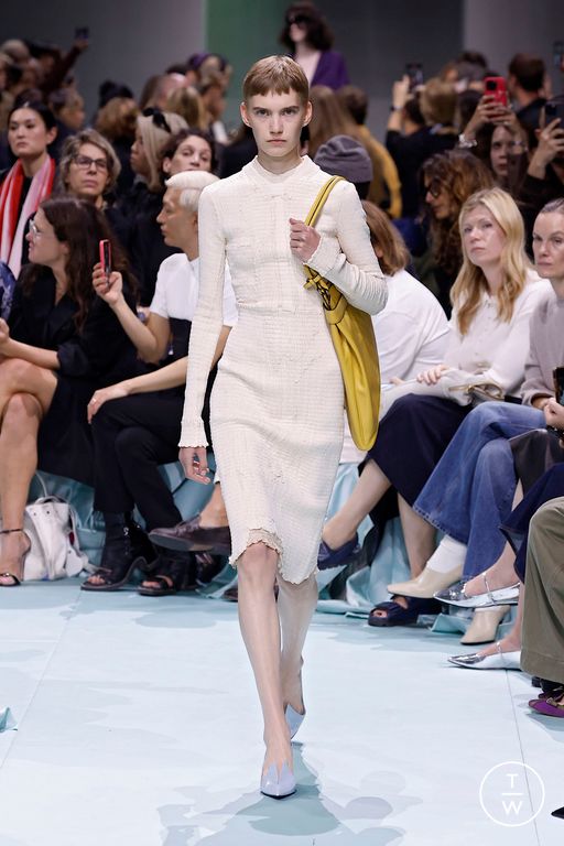 Spring-Summer 2025 Prada Look 32