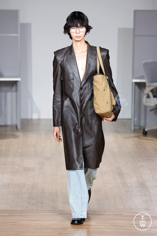 SS25 Private Policy Look 22