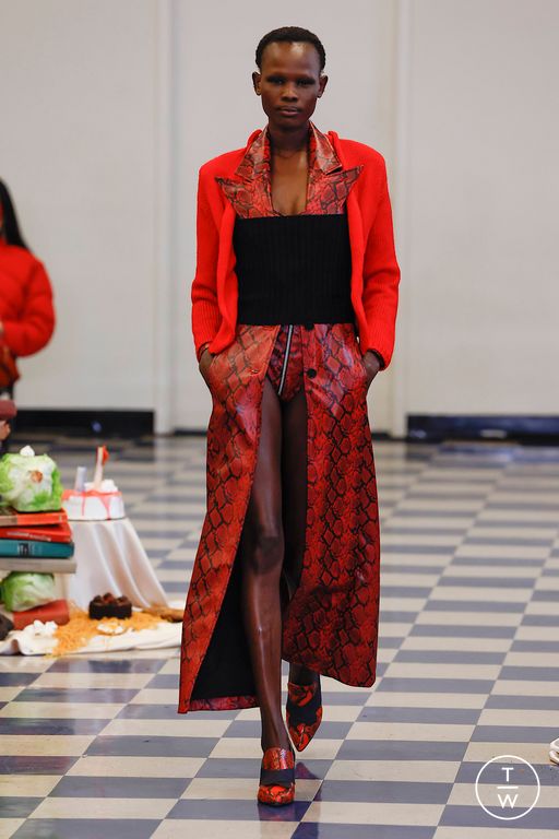 FW23 Puppets and Puppets Look 3
