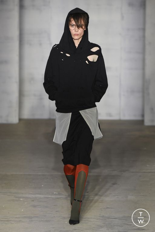 FW24 Puppets and Puppets Look 1