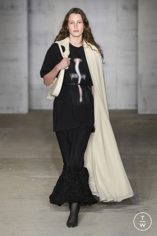 FW24 Puppets and Puppets Look 23
