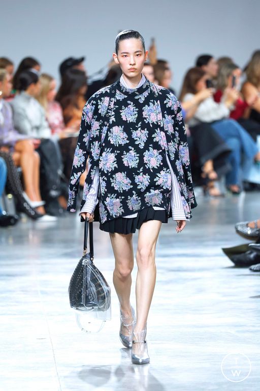 Spring-Summer 2025 Rabanne Look 20