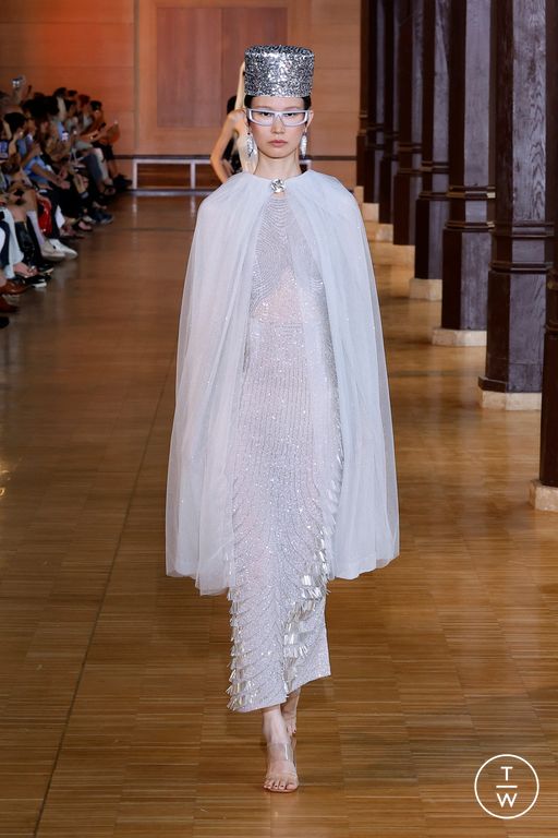 FW24 Rahul Mishra Look 109